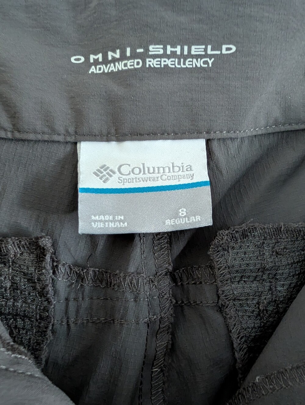 Columbia Silver Ridge Stretch Cargo Outdoor Pants Omni-Shield/Shade Size 8 NWOT - Picture 2 of 5